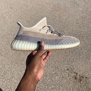 YEEZY BOOST 350 V2 'ASH PEARL'